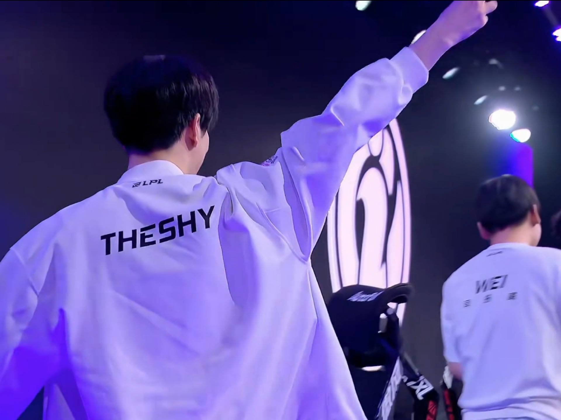 G2 Esports 和 XLG Esports 离开了比赛 - 2025年电子竞技世界杯首场淘汰赛结果