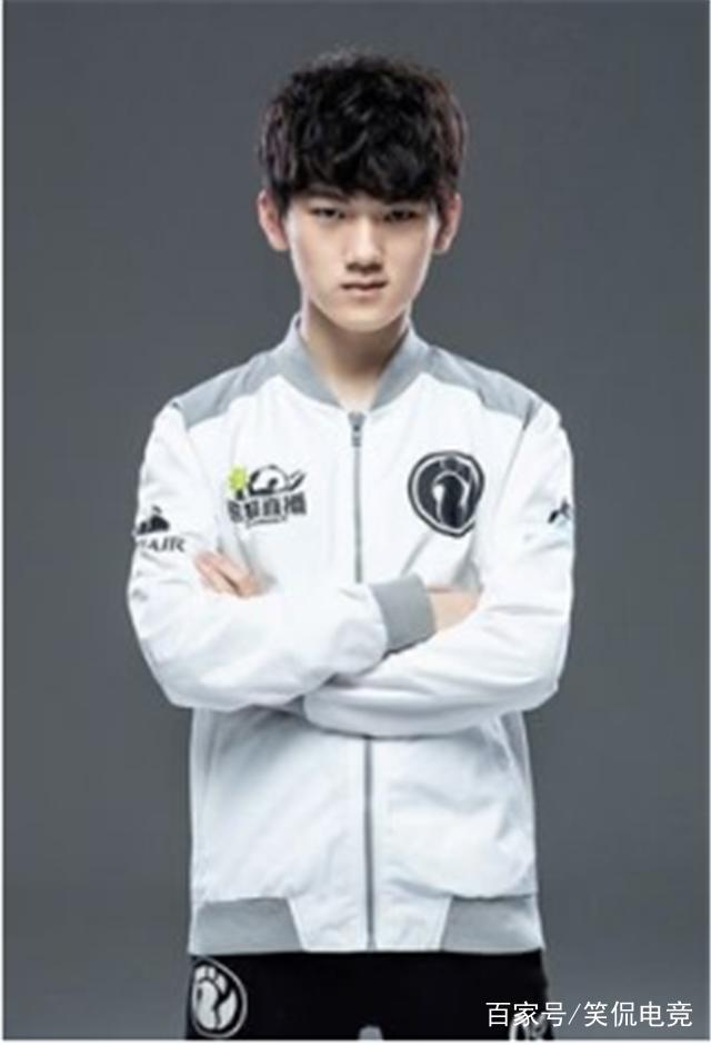 刘青松评Theshy离队：决赛后他就有休息想法，他的离开对我们仍有影响